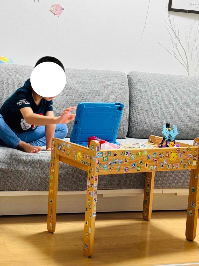 ゲームレッスンを一人で受講する息子